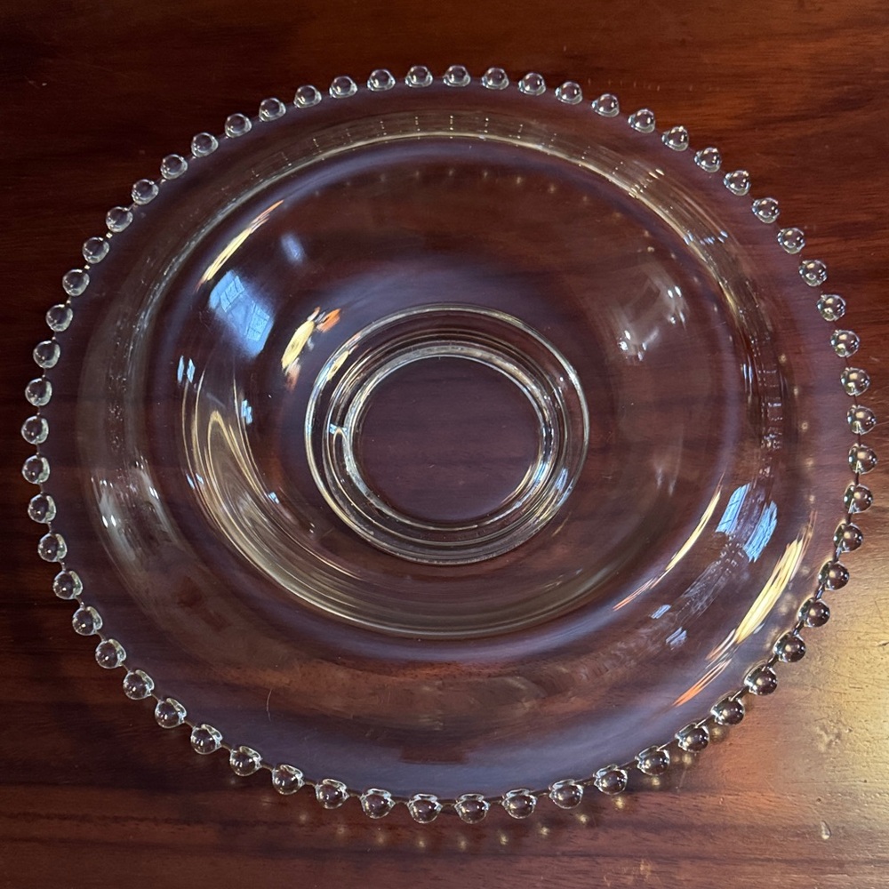 Candlewick Imperial Glass Clear Serving Bowl with beading